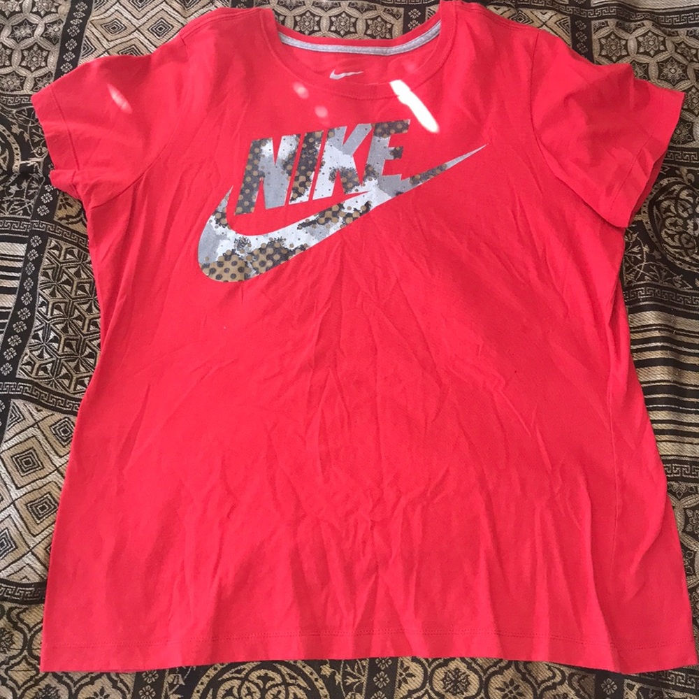 Nike Tee Size 2XL Slim Fit - Picture 1 of 2